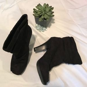 Charlotte Russe Black Slouchie Booties